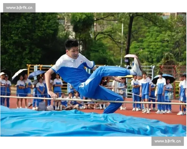 燃情赛场勇者争锋,挑战极限超越自我,热血拼搏一往无前